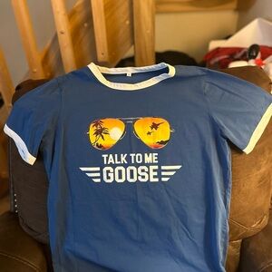 Blue T-Shirt with Graphic Print top gun talk to me goose